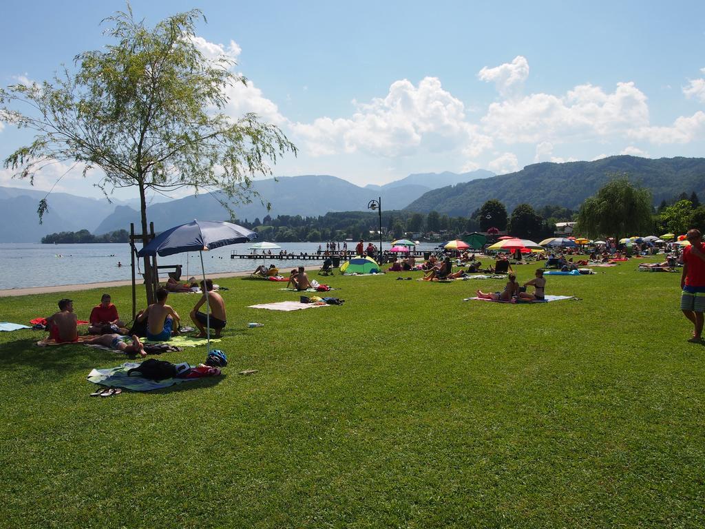 Apartment Schlosspark Am Traunsee Altmünster Quarto foto